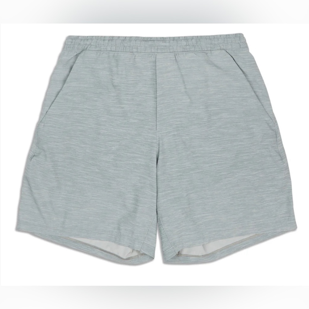 Lululemon NWT Men’s Pace Breaker 7” Short Unlined - Light Gray - Size Medium.